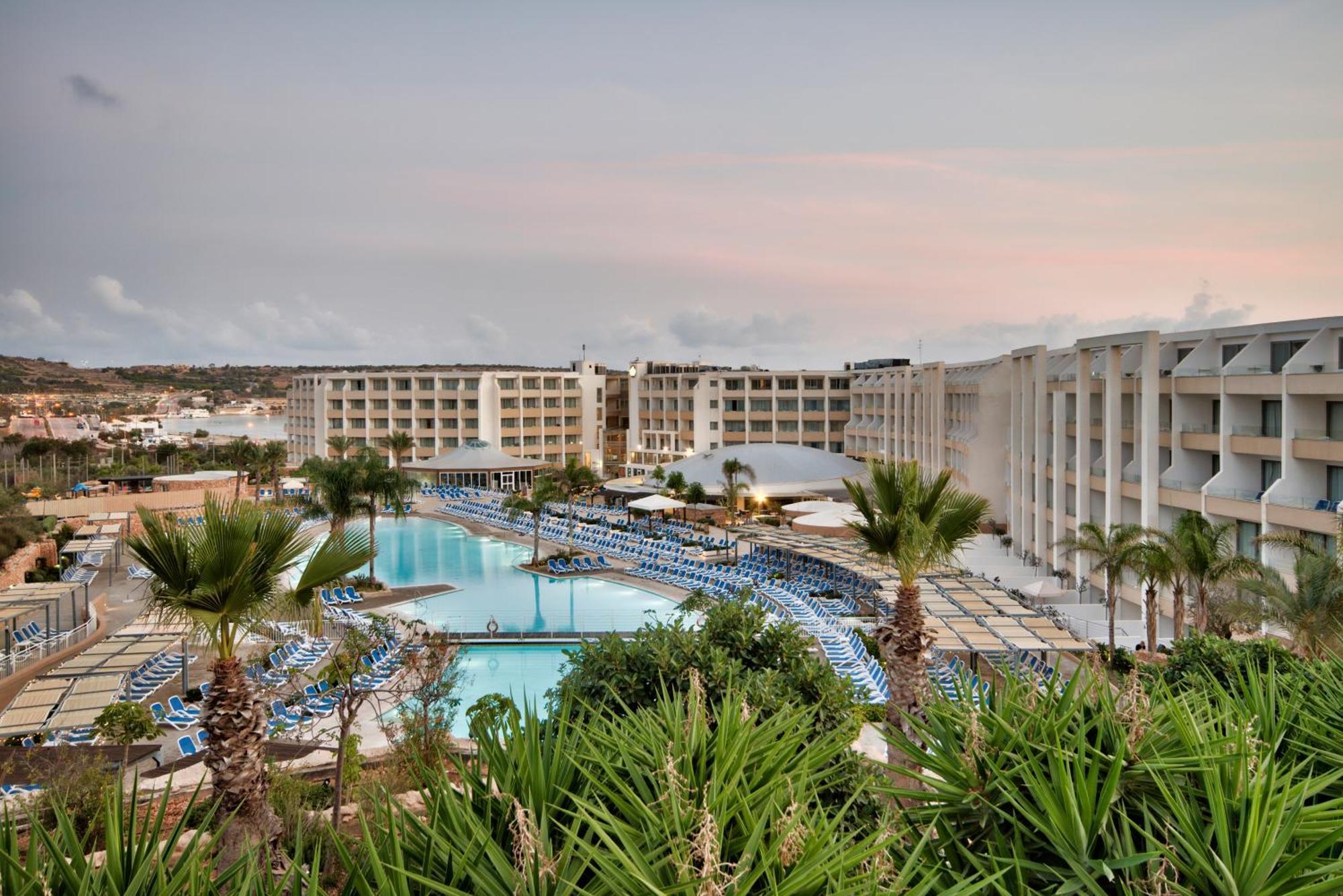 Db Seabank Resort + Spa All Inclusive Mellieħa Esterno foto