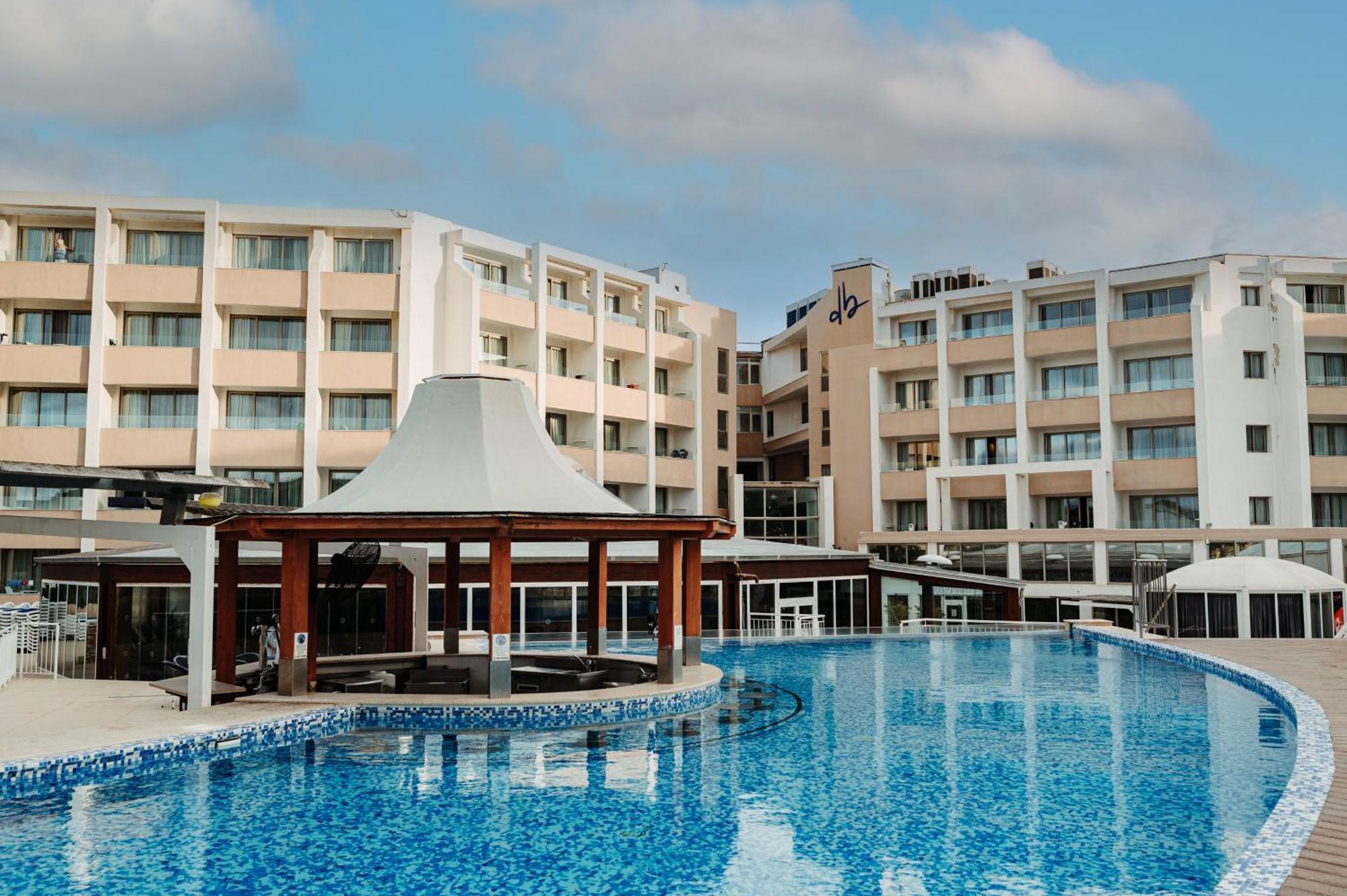 Db Seabank Resort + Spa All Inclusive Mellieħa Esterno foto